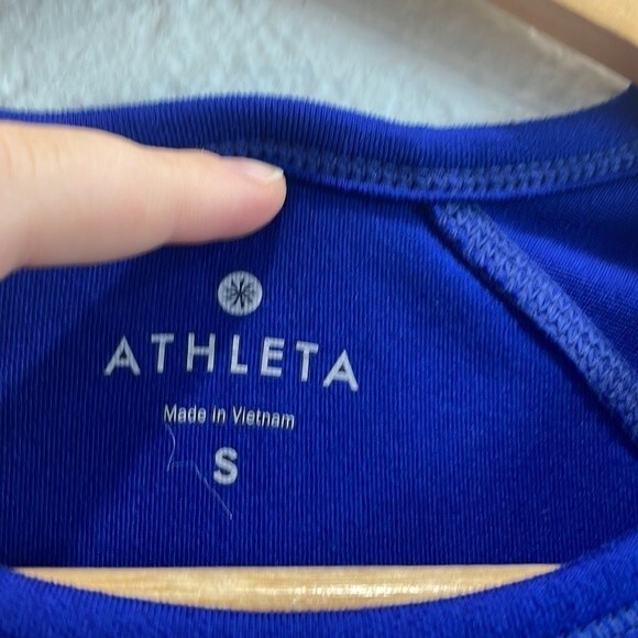 Athleta Blue Crew Neck Long Sleeve T Shirt Size Small - Picture 2 of 7